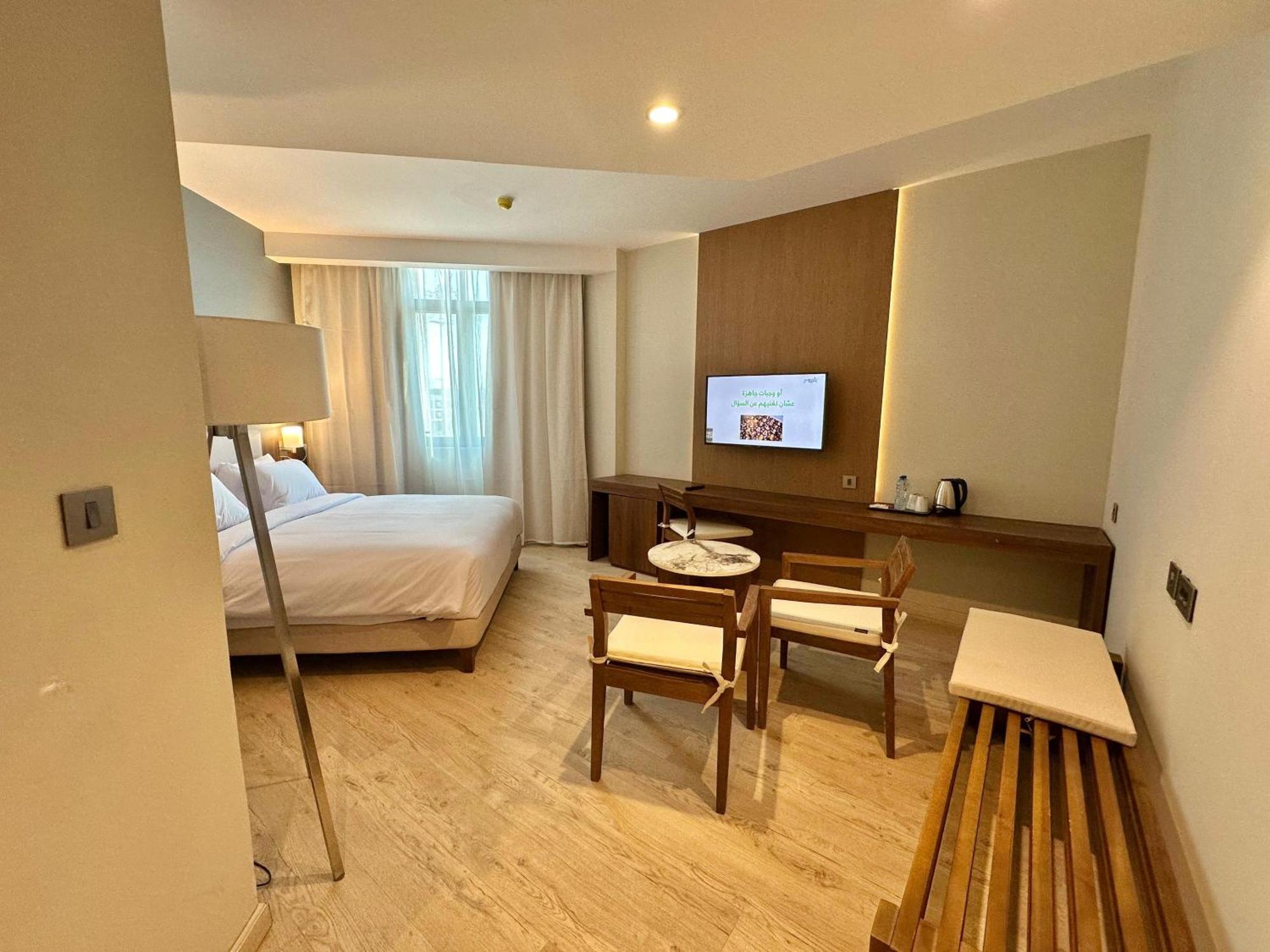 Phoenix Hotel & Wellness Sheikh Zayed City Екстериор снимка